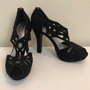 Black high heels - X-Appeal
